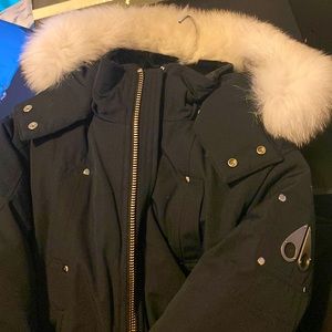 Moose knuckles medium boys bomber (Navy) fox fur NWT’s, all original packing.